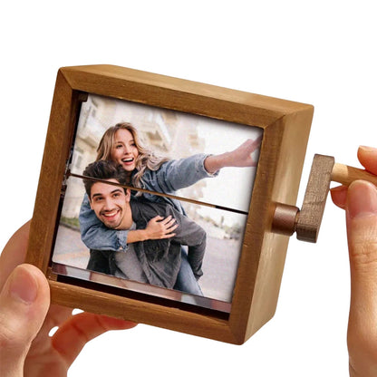 Sheeloo™ - Luminous Photo Flipper Frame