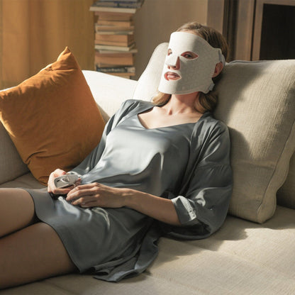Sheeloo™ - LED Face Mask